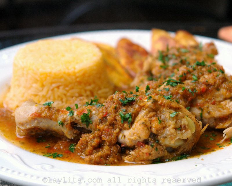 Ecuadorian chicken stew {Seco de pollo/gallina} Ecuadorian chicken stew {Seco de pollo/gallina}